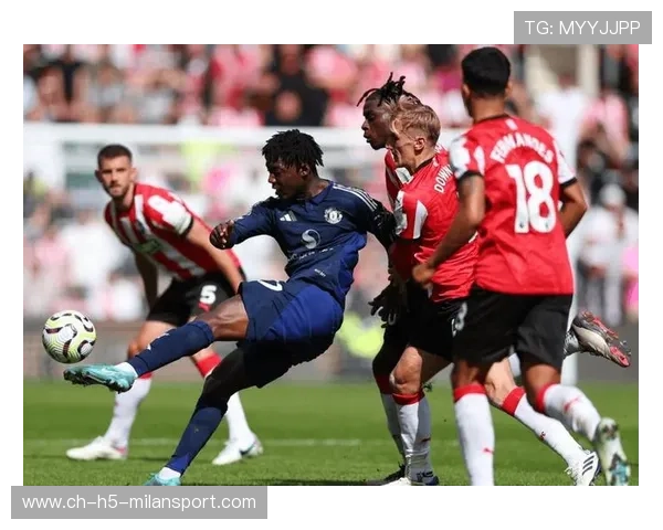 拉什福德边路高速生吃对手后轰出贴地斩