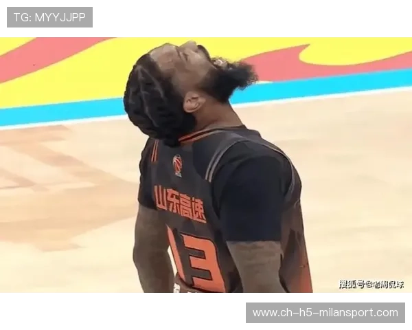 山东克里斯连砍三双，球队连胜新疆