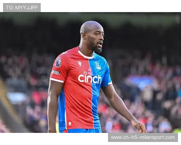 英超利物浦快速短传推进,锋线火力再现